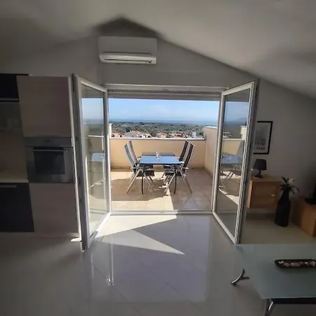 Apartment East Side Sea View Liznjan