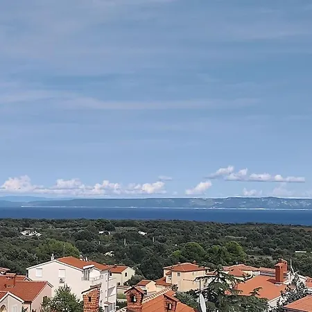 Apartment East Side Sea View