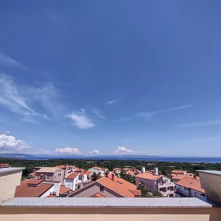 East Side Sea View